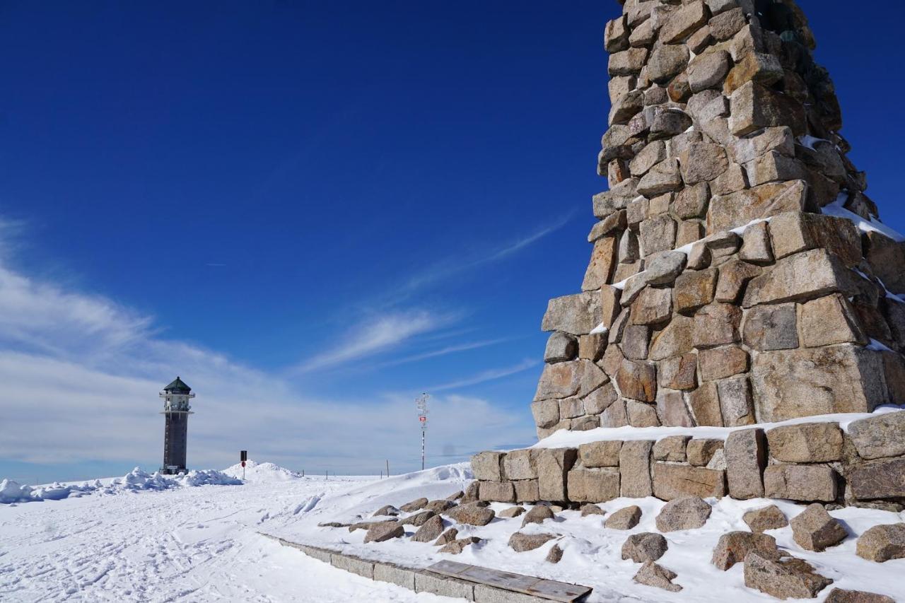 Ferienwohnung Feldberg Mit Whirlpool Direkt An Der Skipiste Esterno foto